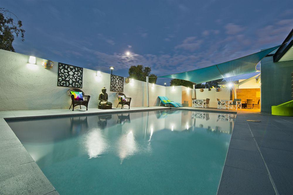 Quest Flemington Aparthotel Melbourne Exteriör bild