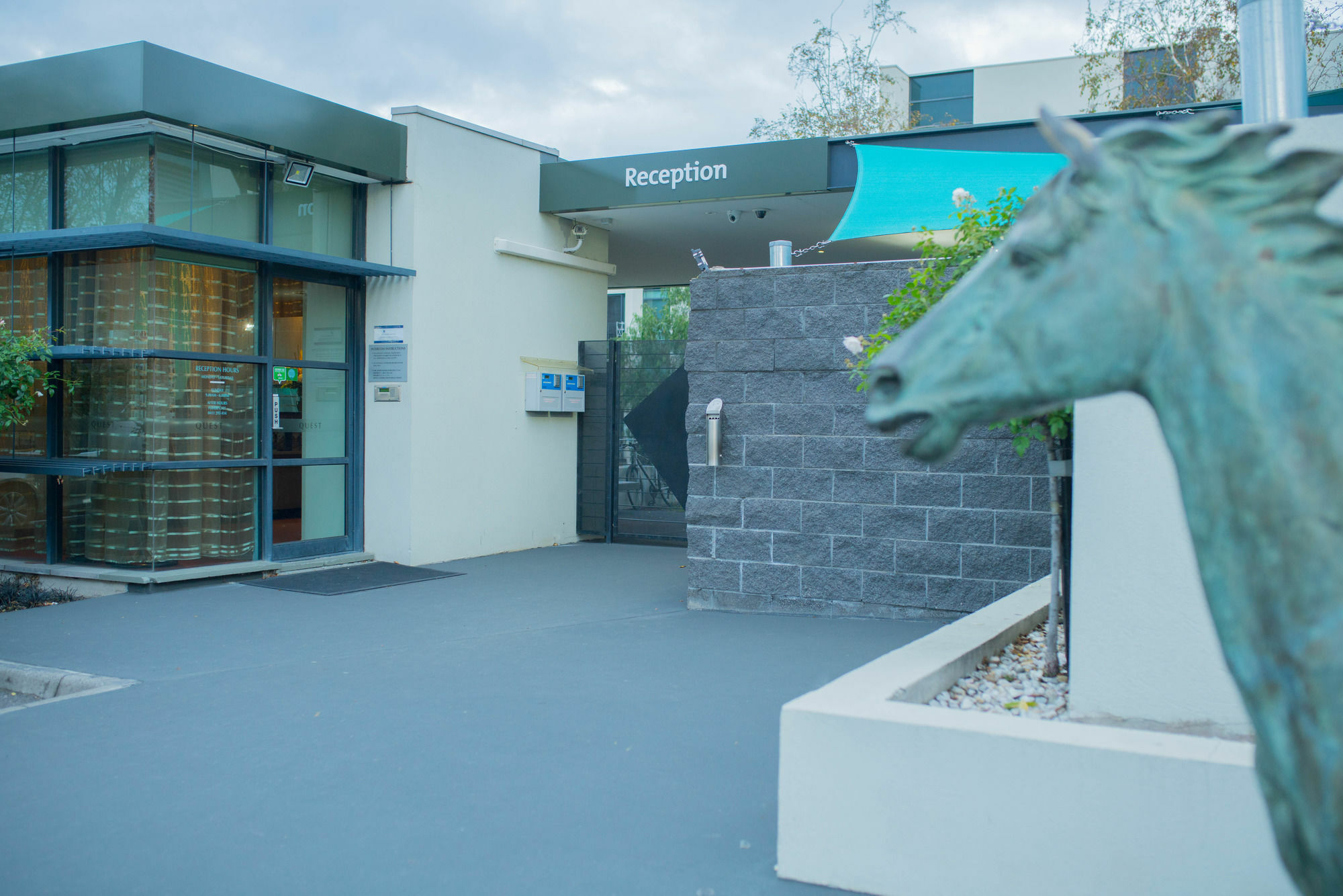 Quest Flemington Aparthotel Melbourne Exteriör bild